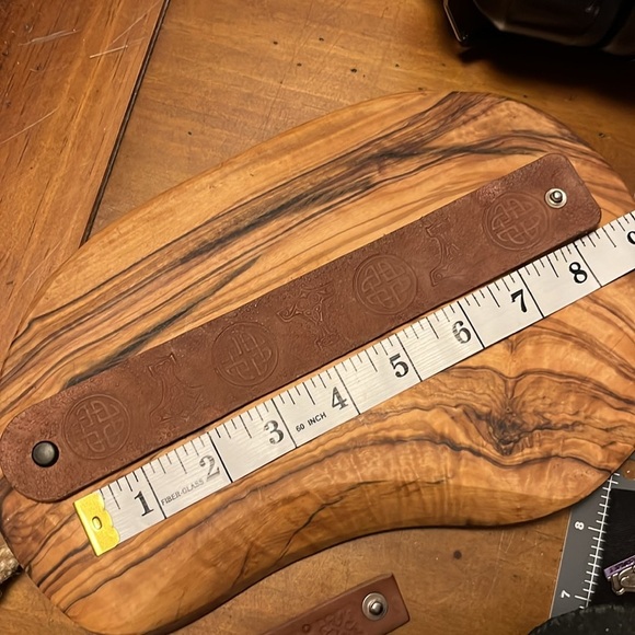 Handmade Brown Leather Mjolnir bracelet - Picture 5 of 5
